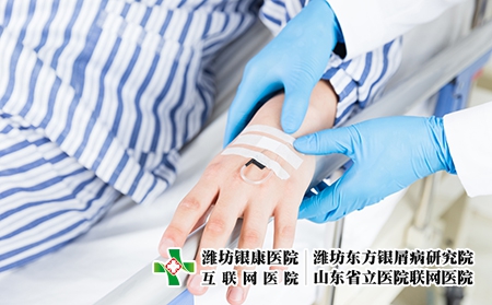 摄图网_501193938_医疗打针输液（企业商用）