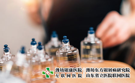 摄图网_303797130_女和背面的积疗法（企业商用）